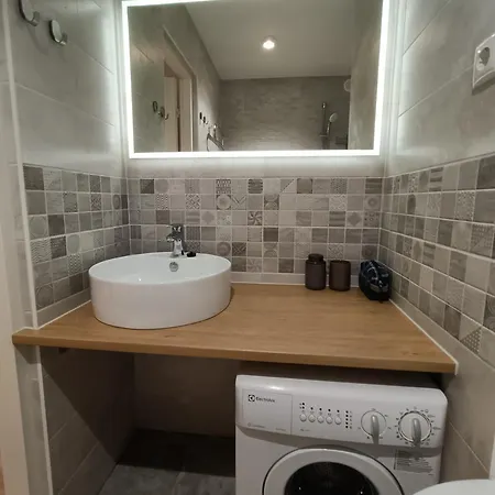 Bonjour Apartment *
